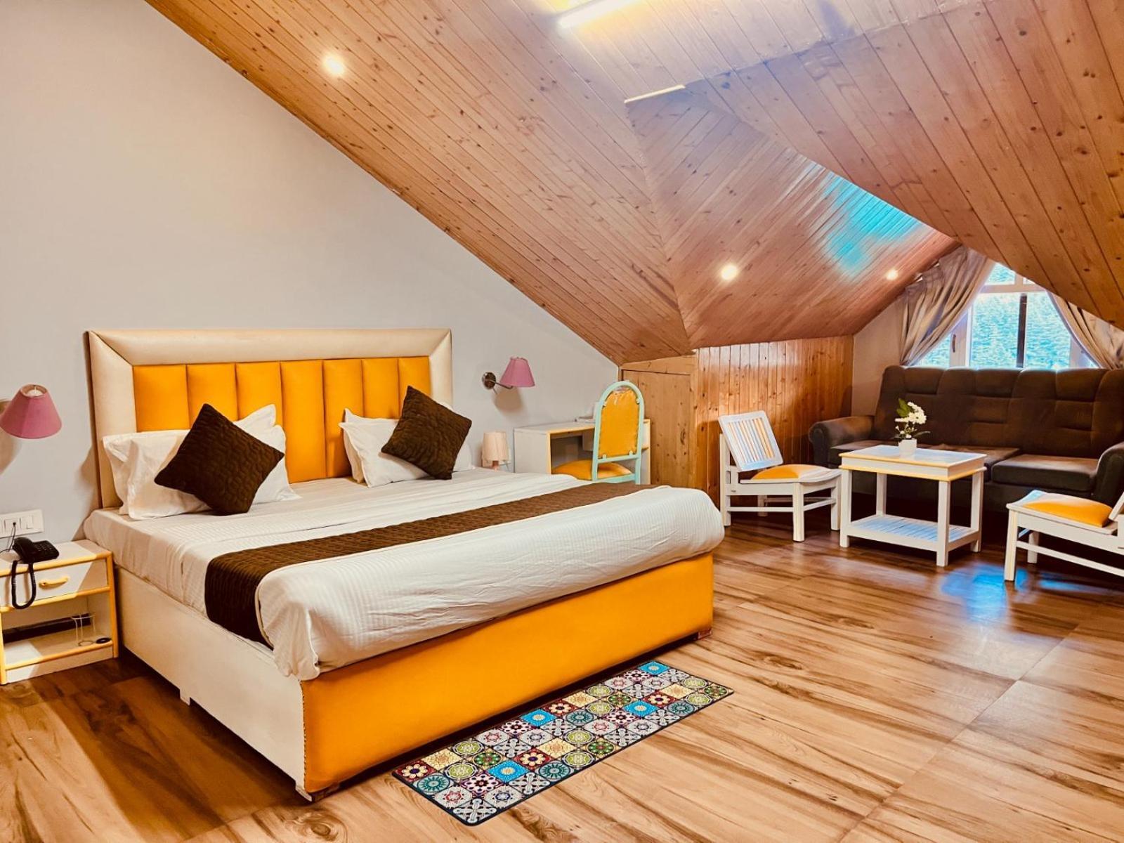Hadimba Hill View By Hadimba Palace, Manali - Premium Room ! Family Hotel ! Parking ! Near Hadimba Temple Экстерьер фото